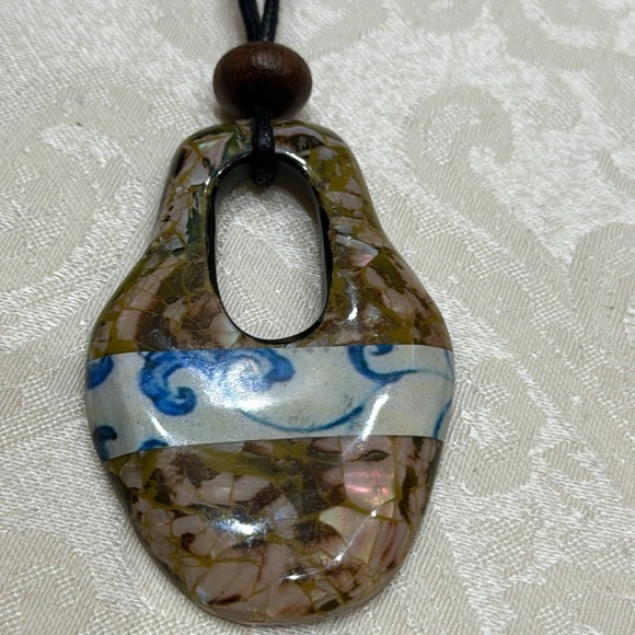 NWT decouture keyhole adjustable pendant necklace - Picture 2 of 7